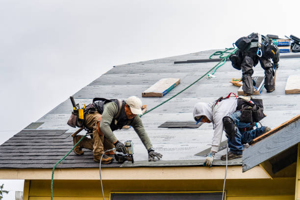 Professional Gutter Installation technician working in Pomfret Center, CT